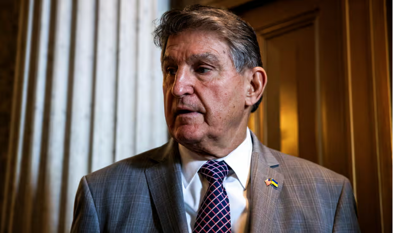 TNS Joe Manchin cảnh báo đảng Dân chủ là ‘độc hại’ khi ông rời khỏi Thượng viện Hoa Kỳ